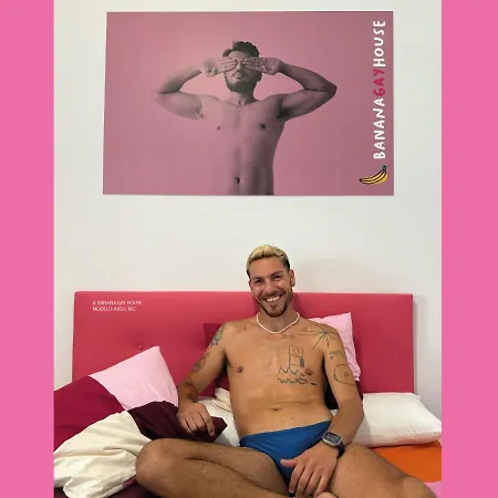 Guest house Banana Gay House - Only Men *
